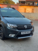 voitures-dacia-sandero-2018-stepway-restylee-staoueli-alger-algerie