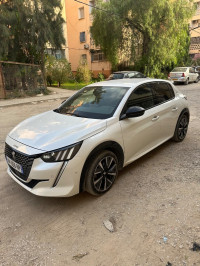 voitures-peugeot-208-2023-gt-blida-algerie