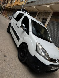 السيارات-النفعية-citroen-berlingo-2012-درارية-الجزائر