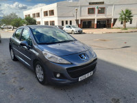 voitures-peugeot-207-2011-blida-algerie