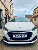 voitures-peugeot-208-2016-allure-facelift-oran-algerie