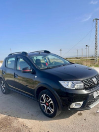 voitures-dacia-sandero-2019-stepway-techroad-annaba-algerie