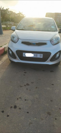 voitures-kia-picanto-2013-style-gdyel-oran-algerie