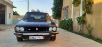 moyenne-berline-renault-30-1977-mostaganem-algerie