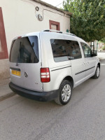 voitures-volkswagen-caddy-2015-bouira-algerie