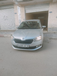 voitures-skoda-fabia-2021-style-biskra-algerie