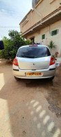 voitures-renault-clio-3-2009-dar-el-beida-alger-algerie