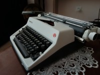 آخر-machine-a-ecrire-olympia-المدية-الجزائر