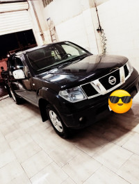 voitures-nissan-navara-2010-elegance-4x2-bethioua-oran-algerie