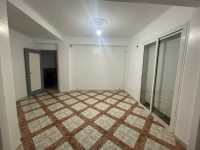 appartement-location-f04-alger-bouzareah-algerie