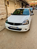 voitures-renault-clio-campus-2014-bye-ain-defla-algerie