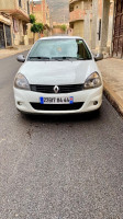 voitures-renault-clio-campus-2014-bye-ain-defla-algerie