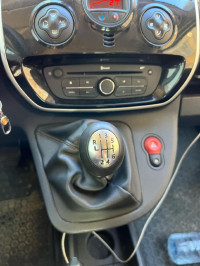 voitures-renault-kangoo-2018-privilege-plus-chlef-algerie