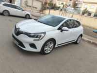 voitures-renault-clio5-2022-clio-bordj-bou-arreridj-algerie