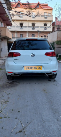 voitures-volkswagen-golf-7-2014-trendline-berrouaghia-medea-algerie