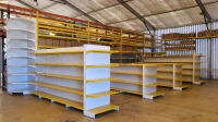 Etagere / Rayonnage / Gondole / Étagère  