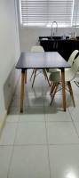 tables-table-avec-chaises-scandinave-bordj-el-bahri-alger-algerie