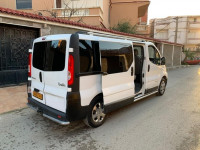 voitures-renault-trafic-9place-2014-draria-alger-algerie