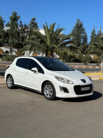 voitures-peugeot-308-2013-allure-bouira-algerie