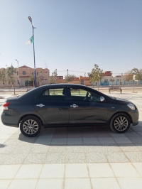 voitures-toyota-yaris-sedan-2012-makman-ben-amer-naama-algerie