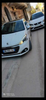 voitures-peugeot-208-2015-mascara-algerie