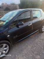 voitures-peugeot-307-2006-oxygo-oum-el-bouaghi-algerie