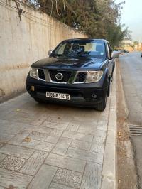 سيارات-nissan-navara-2014-elegance-4x2-دار-البيضاء-الجزائر