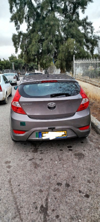 voitures-hyundai-accent-2018-rb-oum-el-bouaghi-algerie