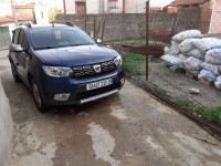 voitures-dacia-sandero-2018-stepway-restylee-ouaguenoun-tizi-ouzou-algerie