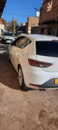 voitures-seat-leon-2013-tiaret-algerie