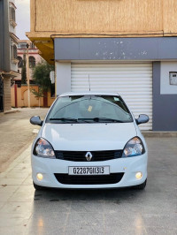 voitures-renault-clio-campus-2013-el-bordj-mascara-algerie