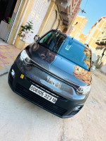 voitures-fiat-doblo-2023-el-eulma-setif-algerie