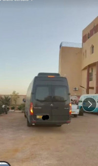 voitures-mercedes-sprinter-2024-naama-algerie