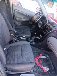 voitures-nissan-sunny-2012-naama-algerie