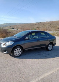 voitures-toyota-yaris-2012-bougtoub-el-bayadh-algerie