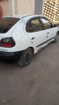 voitures-renault-megane-1-1996-meftah-blida-algerie