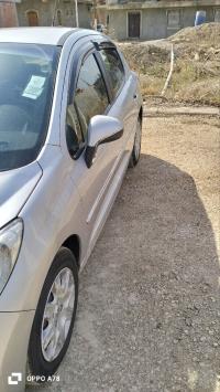 سيارات-peugeot-207-2012-بوقرة-البليدة-الجزائر