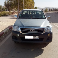 voitures-toyota-hilux-2015-tlemcen-algerie