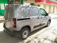 السيارات-النفعية-fiat-doblo-2024-الشلف-الجزائر