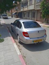 سيارات-renault-symbol-2011-الناظور-قالمة-الجزائر