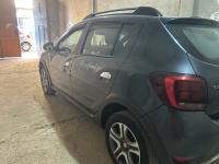 cars-dacia-sandero-2019-techroad-stepway-saida-algeria