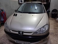 سيارات-peugeot-206-2007-البليدة-الجزائر