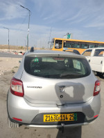 voitures-dacia-stepway-2014-constantine-algerie