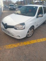 voitures-renault-clio-campus-2014-oran-algerie