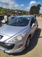 moyenne-berline-peugeot-308-2008-issers-boumerdes-algerie