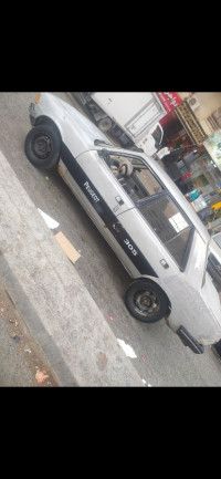 voitures-peugeot-305-1988-el-khroub-constantine-algerie