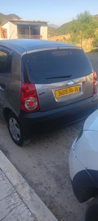سيارات-kia-picanto-2011-تمزقيدة-المدية-الجزائر