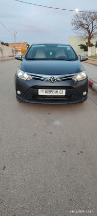 voitures-toyota-yaris-2014-aflou-laghouat-algerie