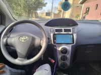 voitures-toyota-yaris-2009-berrouaghia-medea-algerie