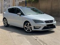 moyenne-berline-seat-leon-2017-fr15-skikda-algerie